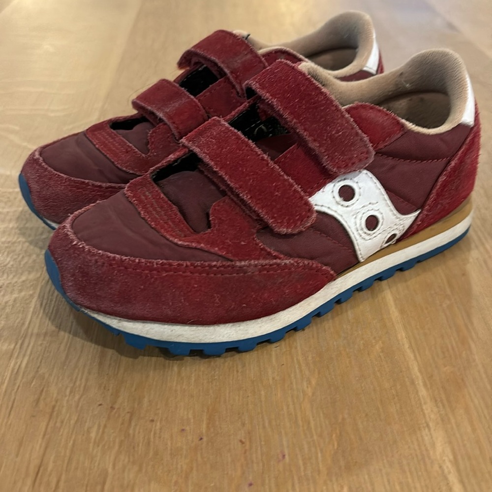 Saucony Jazz kids Velcro athletic shoes - Size 12